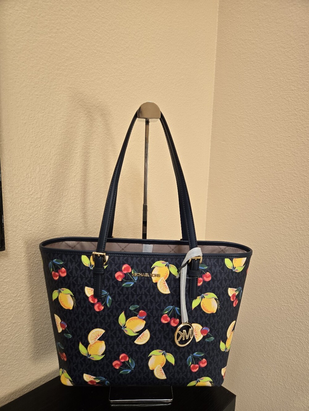 Michael Kors Jet Set Medium Carryall With Fruit Print